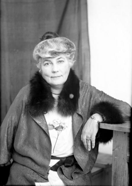 cf183e3308ebb27b8307393cae6a43a5.